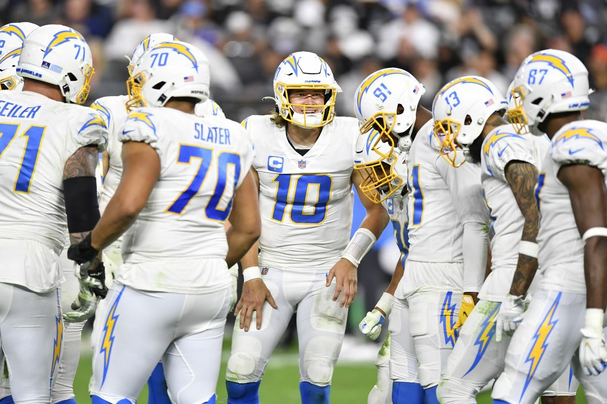 Los Angeles Rams vs. Los Angeles Chargers - 01/01/2023 Free Pick & NFL Betting Prediction