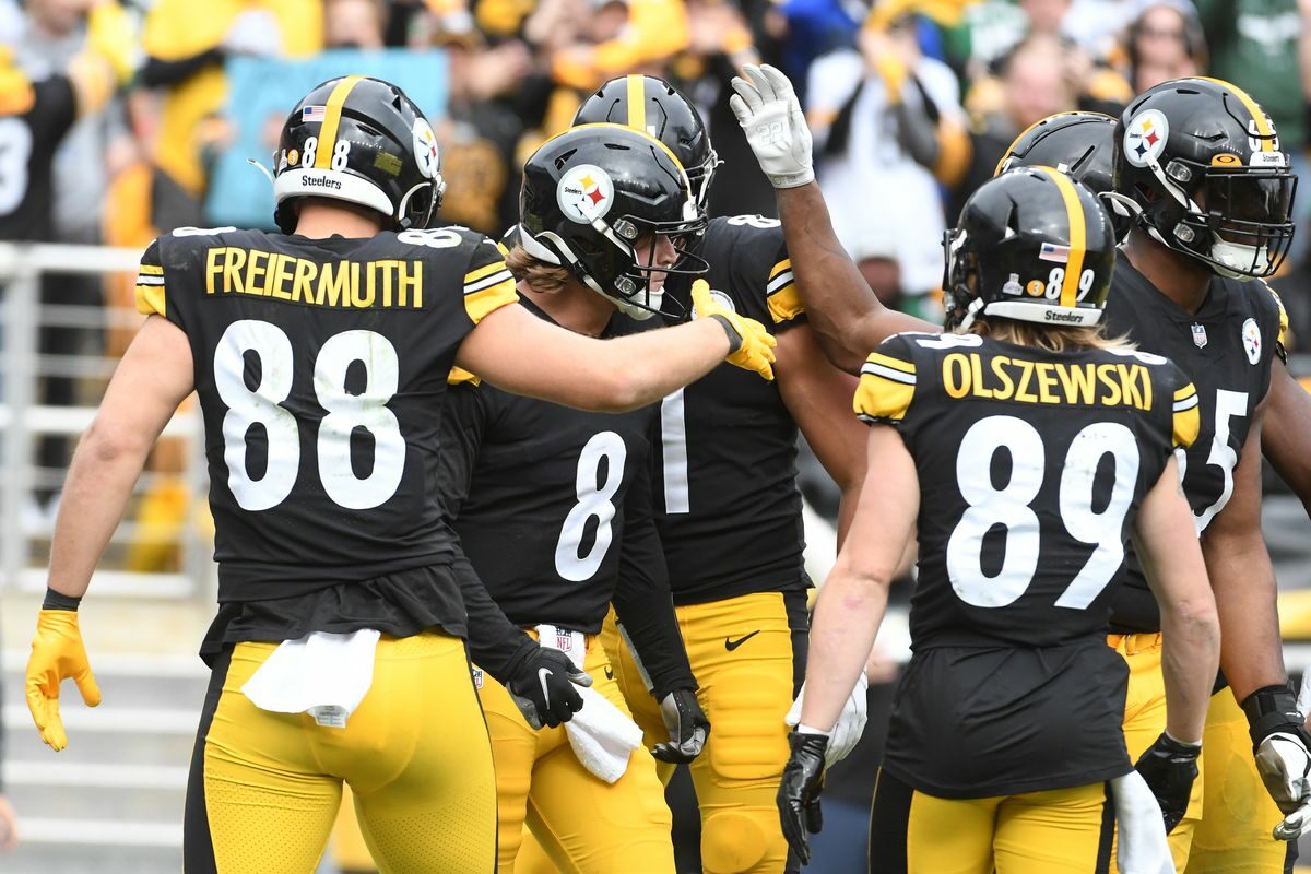 Pittsburgh Steelers vs. Baltimore Ravens - 01/01/2023 Free Pick & NFL Betting Prediction