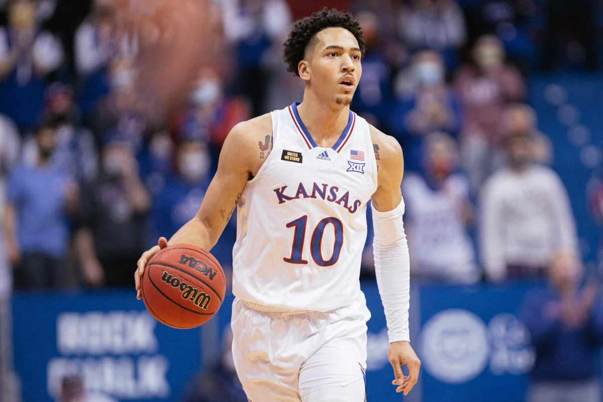 Texas Longhorns vs. Kansas Jayhawks - 2/6/23 Free Pick & CBB Betting Prediction
