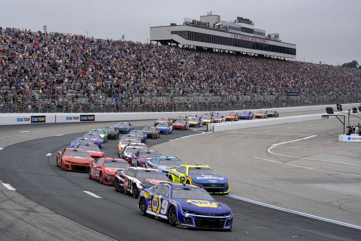 2025 NASCAR Mobil 1 301 Free Pick & Betting Prediction