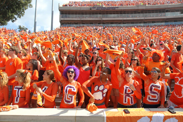 Notre Dame vs. Clemson - 10-3-2015 Free Pick & CFB Handicapping Lines Preview