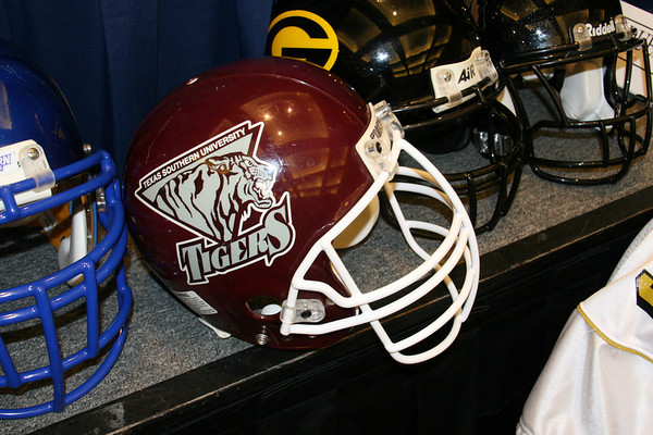 Alabama State vs. Texas Southern - 10-1-2015 Free Pick & CFB Handicapping Lines Preview