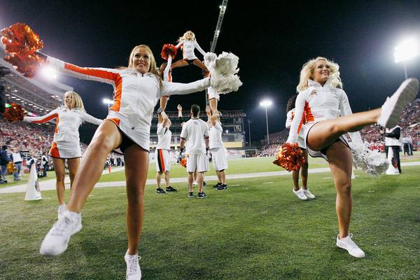 UCLA vs. Oregon State - 11-7-2015 Free Pick & CFB Handicapping Lines Preview