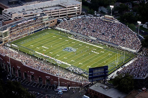 UMass Minutemen vs. Old Dominion Monarchs - 10/8/2016 Free Pick & CFB Betting Prediction