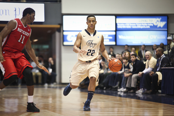 Illinois-Chicago Flames vs. George Washington Colonials - 3/20/17 Free Pick & CBB Betting Prediction