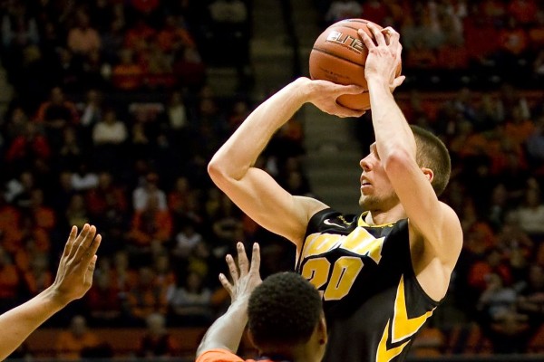 Indiana Hoosiers vs. Iowa Hawkeyes - 3/1/2016 Free Pick & CBB Betting Prediction