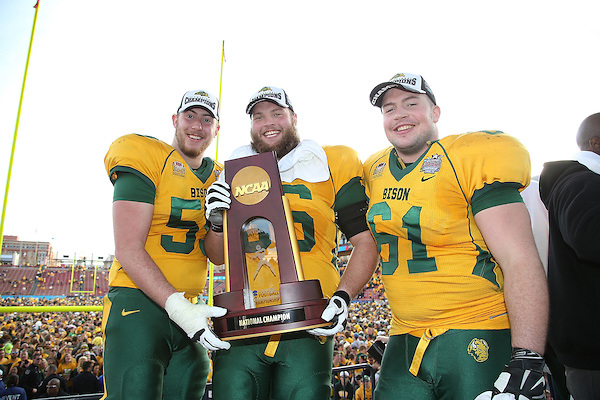 Charleston Southern Buccaneers vs. North Dakota State Biston - 8/27/2016 Free Pick & CFB Betting Prediction
