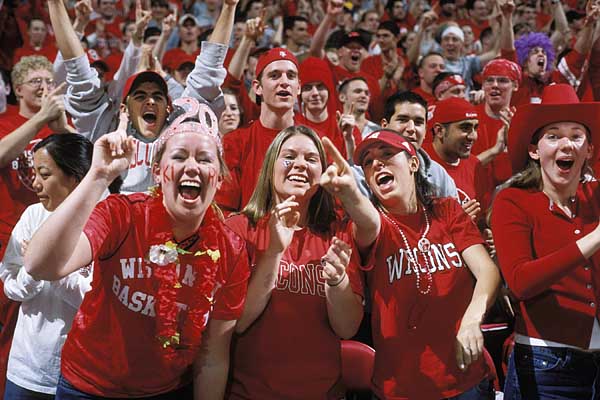 Iowa Hawkeyes vs. Wisconsin Badgers – 3/2/2017 Free Pick & CBB Betting Prediction