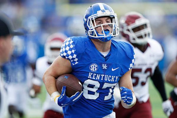 2017 Kentucky Wildcats Predictions | NCAA Football Gambling Odds