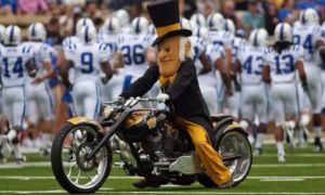 Elon Phoenix vs. Wake Forest Demon Deacons - 9/21/2019 Free Pick & CFB Betting Prediction