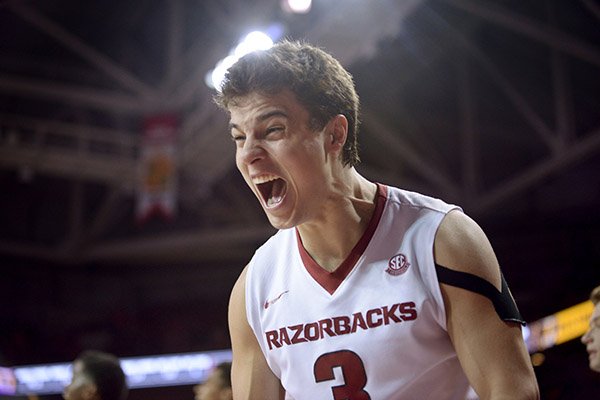 Indiana Hoosiers vs. Arkansas Razorbacks - 11/18/2018 Free Pick & CBB Betting Prediction