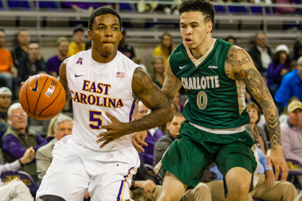 UConn Huskies vs. East Carolina Pirates – 2/18/2018 Free Pick & CBB Betting Prediction
