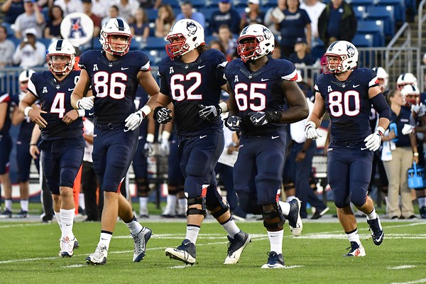East Carolina Pirates vs. UConn Huskies - 11/23/2019 Free Pick & CFB Betting Prediction