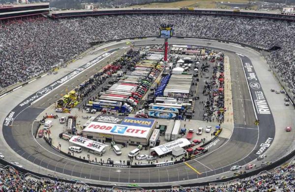 Free 2019 NASCAR Food City 500 Picks & Handicapping Lines Prediction