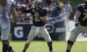 Purdue Boilermakers vs. Illinois Fighting Illini - 11/12/2022 Free Pick & CFB Betting Prediction