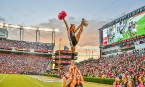 Oklahoma Sooners vs. South Carolina Gamecocks Free Pick & CFB Betting Prediction, 10/18/25