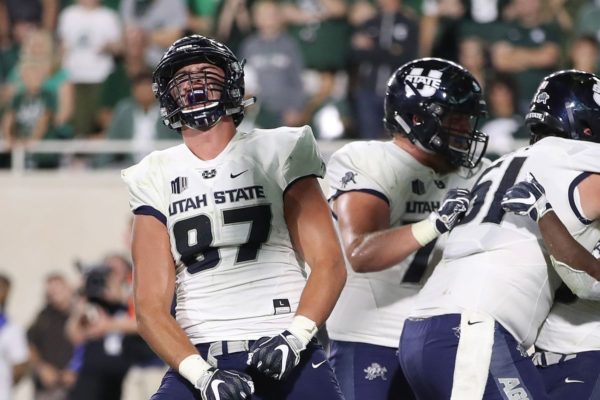 Utah State Aggies vs. Wyoming Cowboys - 10/22/2022 Free Pick & CFB Prediction
