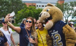 Sam Houston Bearkats vs. Florida International Panthers 10/22/2024 Free Pick & CFB Betting Prediction