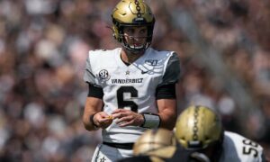 Kentucky Wildcats vs. Vanderbilt Commodores Free Pick & CFB Betting Prediction, 11/22/25