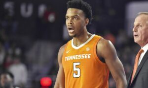 Tennessee Volunteers vs. Alabama Crimson Tide – 12/29/2021 Free Pick & CBB Betting Prediction