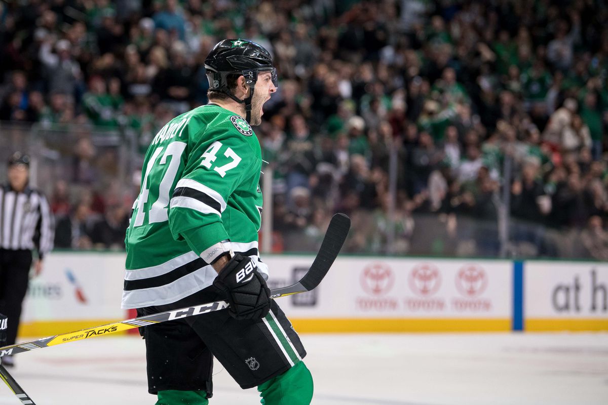 Chicago Blackhawks vs. Dallas Stars - 2/9/2021 Free Pick & NHL Betting Prediction