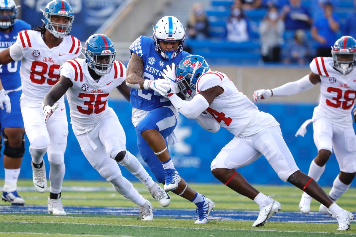 Ole Miss Rebels vs. Tennessee Volunteers – 10/16/2021 Free Pick & CFB Betting Prediction
