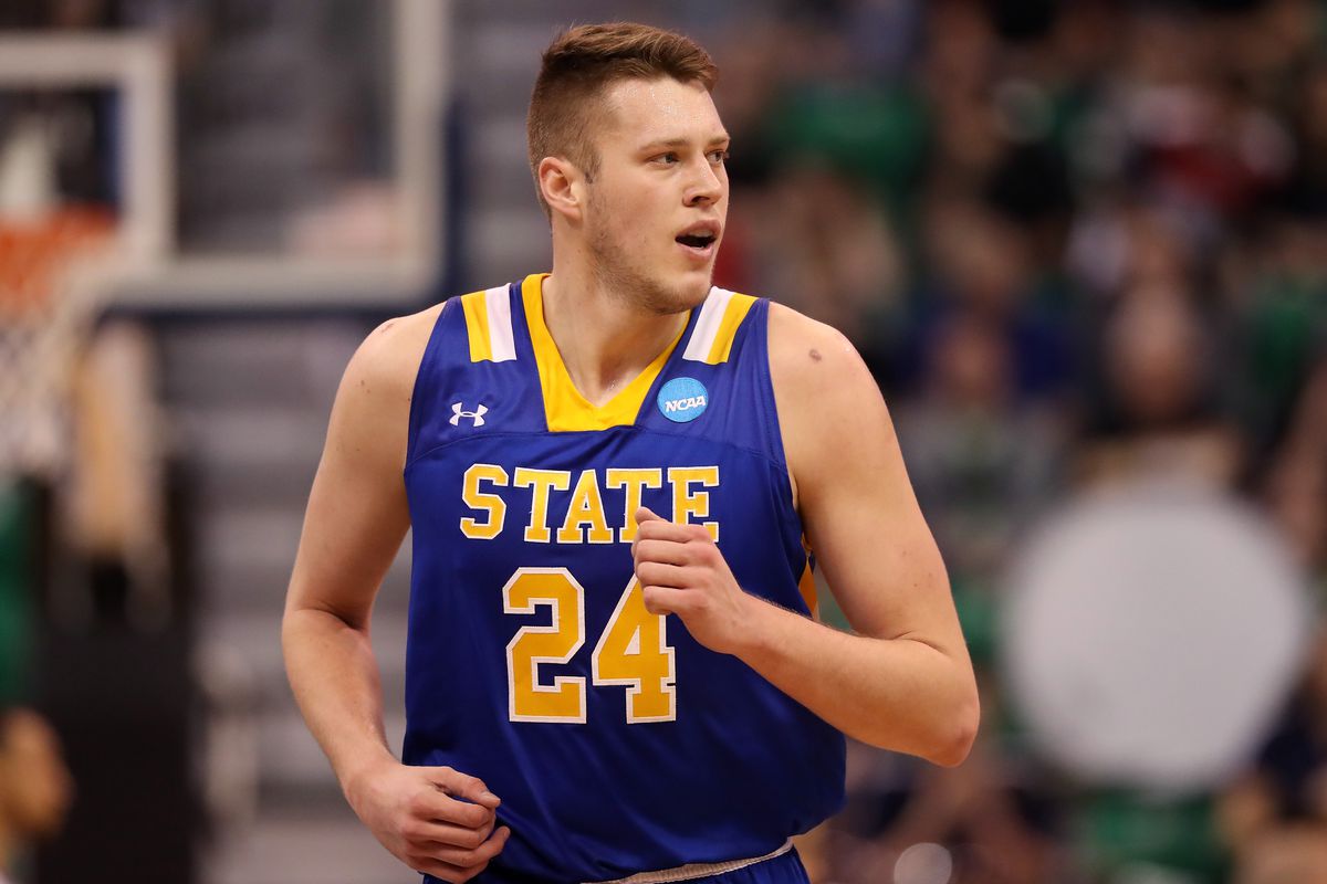 South Dakota State Jackrabbits vs North Dakota State Bison 2/19/21