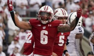 Western Michigan Broncos vs. Wisconsin Badgers 8/30/2024 Free Pick & CFB Betting Prediction