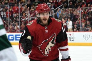 Carolina Hurricanes vs. Arizona Coyotes- 4/18/2022 Free Pick & NHL Betting Predictions
