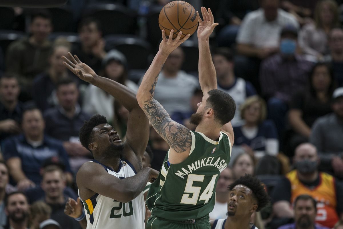 New York Knicks vs. Milwaukee Bucks- 11/5/21 Free Pick & NBA Betting Prediction