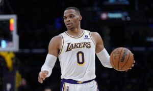 Dallas Mavericks vs. Los Angeles Lakers - 3/1/22 Free Pick & NBA Betting Prediction