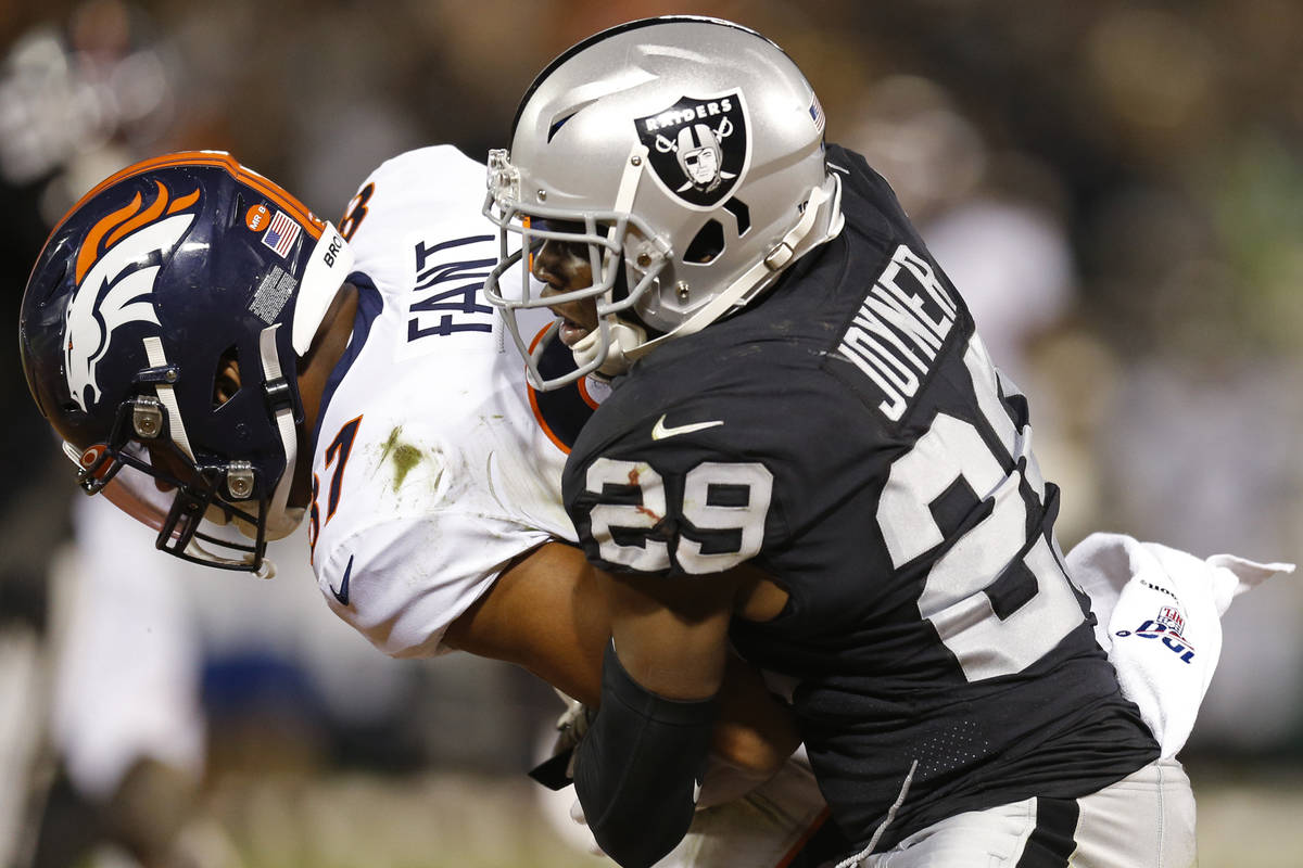 Denver Broncos vs. Las Vegas Raiders - 12/26/2021 Free Pick & NFL Betting Prediction