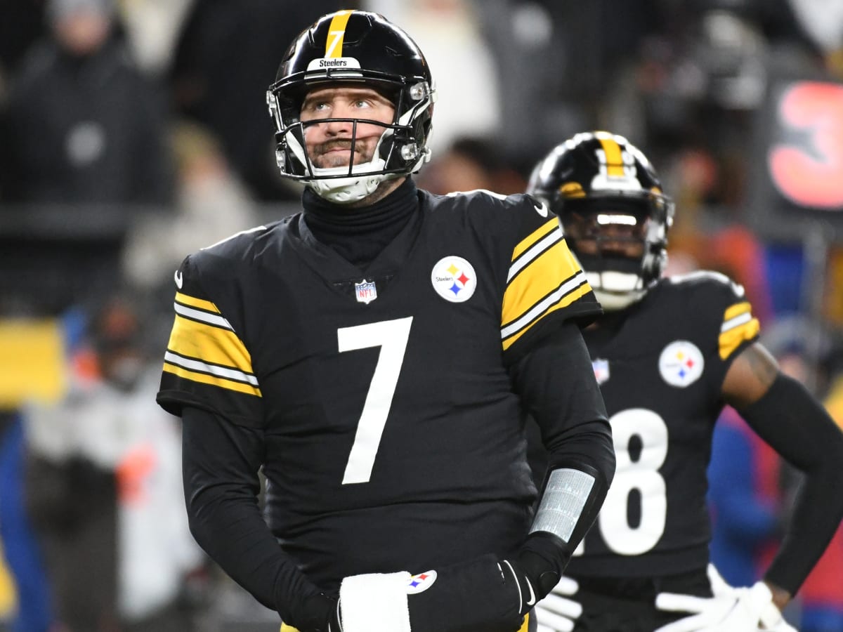 Pittsburgh Steelers vs. Baltimore Ravens 1/09/2022 Free Pick & NFL Betting Prediction
