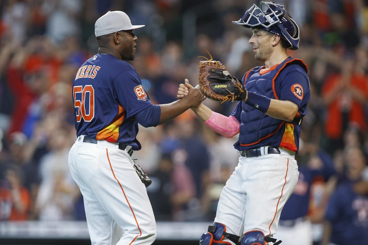 Texas Rangers vs Houston Astros- 05/19/2022 Free Pick & MLB Betting Prediction