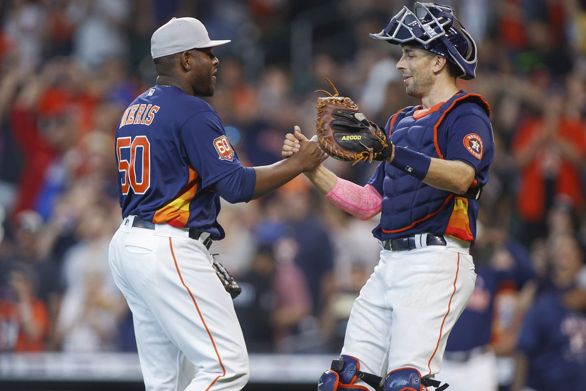 Texas Rangers vs Houston Astros- 05/19/2022 Free Pick & MLB Betting Prediction