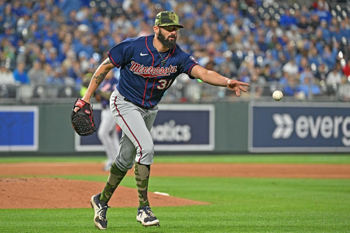 Minnesota Twins vs Kansas City Royals- 05/22/2022 Free Pick & MLB Betting Prediction