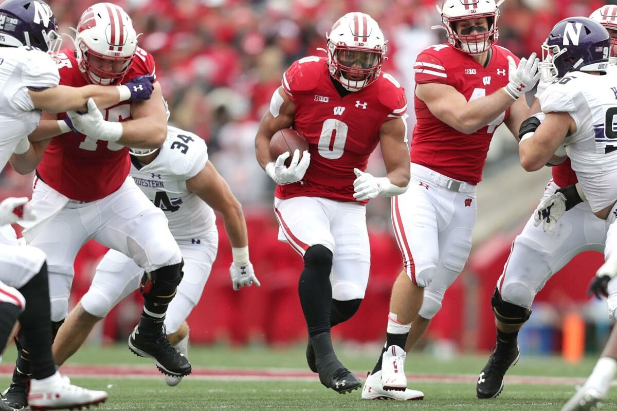Washington State Cougars vs. Wisconsin Badgers - 9/10/2022 Free Pick & CFB Betting Prediction