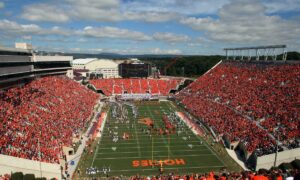 West Virginia Mountaineers vs. Virginia Tech Hokies - 9/22/2022 Free Pick & CFB Betting Prediction
