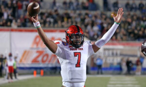 East Carolina Pirates vs. NC State Wolf Pack 8/28/2025 Free Pick & CFB Betting Prediction