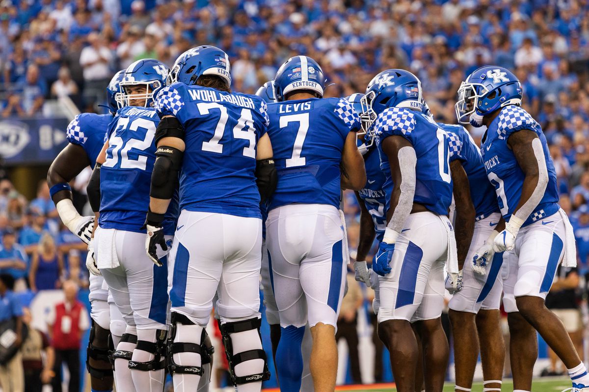 Kentucky Wildcats vs. South Carolina Gamecocks - 10/8/2022 Free Pick & CFB Betting Prediction