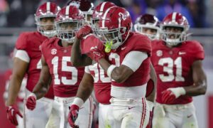 Tennessee Volunteers vs. Alabama Crimson Tide Free Pick & CFB Betting Prediction, 10/18/25