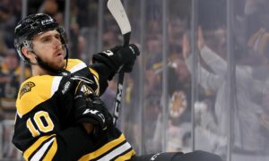 Chicago Blackhawks vs. Boston Bruins – 11/19/2022 Free Pick