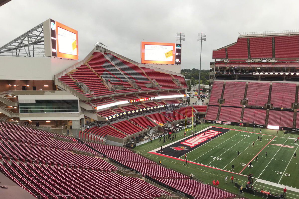 Kentucky Wildcats vs. Louisville Cardinals 11/25/2023 Free Pick & CFB Betting Prediction