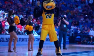 Oregon Ducks vs. Iowa Hawkeyes 2/19/2025 Free Pick & NCAA Betting Prediction