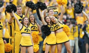 Northern Illinois Huskies vs. Iowa Hawkeyes Free Pick & CFB Betting Prediction, 9/5/26