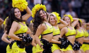 USC Trojans vs. Oregon Ducks Free Pick & CFB Betting Prediction, 11/22/25
