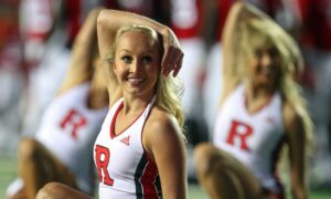 Oregon Ducks vs. Rutgers Scarlet Knights Free Pick & CFB Betting Prediction, 10/18/25