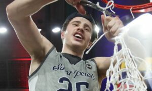 Marist Red Foxes at Saint Peter's Peacocks AI NCAA Basketball Prediction 3/10/2023