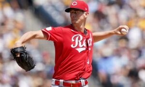 Toronto Blue Jays vs. Cincinnati Reds 8/19/2023 Free Pick & MLB Betting Prediction