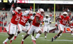 UTSA Roadrunners vs. Houston Cougars 9/2/2023 Free Pick & CFB Betting Prediction